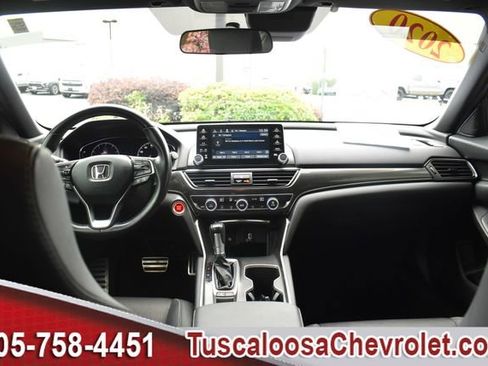 Used 2020 Honda Accord Sport image 3