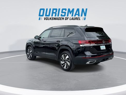 Used 2024 Volkswagen Atlas SE AWD/4WD image 6
