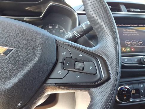 Used 2023 Chevrolet TrailBlazer LT w/ Convenience Package FWD image 15