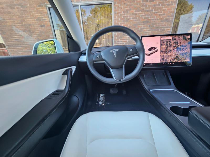 Used 2021 Tesla Model Y Long Range AWD/4WD image 4