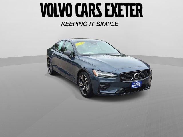 Certified 2025 Volvo S60 B5 Plus AWD/4WD image 2