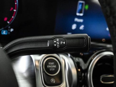 New 2026 Mercedes-Benz GLB 250 4MATIC image 12