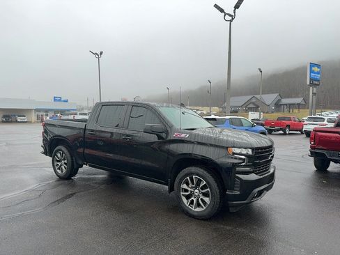 Used 2022 Chevrolet Silverado 1500 RST AWD/4WD image 3