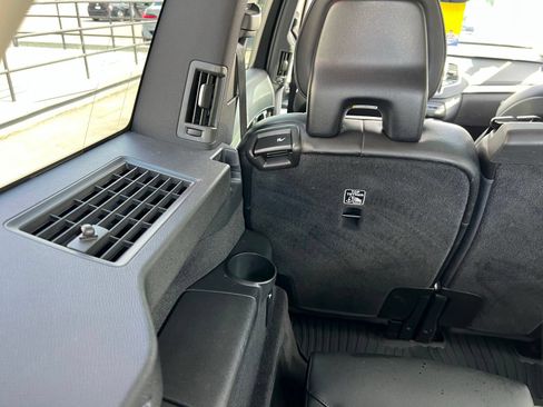 Used 2023 Volvo XC90 B5 Core AWD/4WD image 21