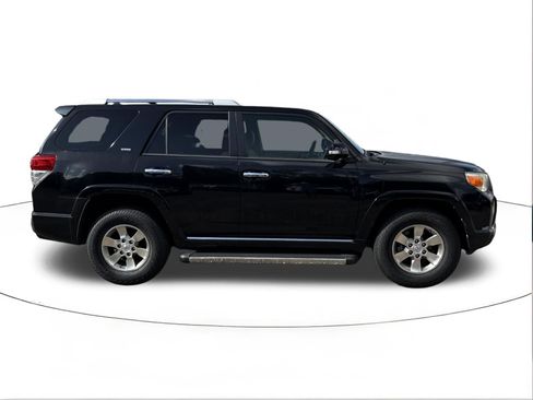 Used 2012 Toyota 4Runner SR5 RWD image 2