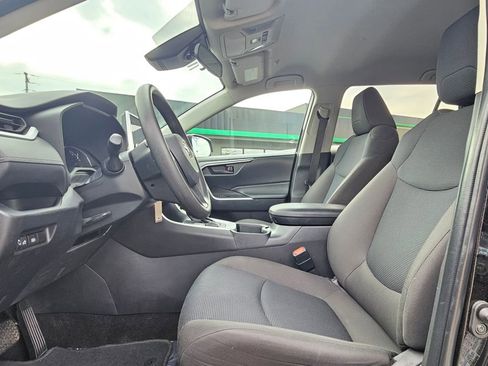 Used 2024 Toyota RAV4 LE image 11