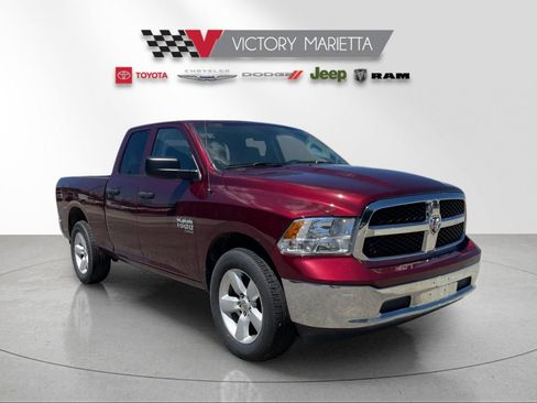 Used 2024 RAM 1500 Classic SLT AWD/4WD image 7
