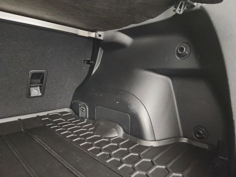 Used 2023 Subaru Crosstrek 2.5i Sport image 37