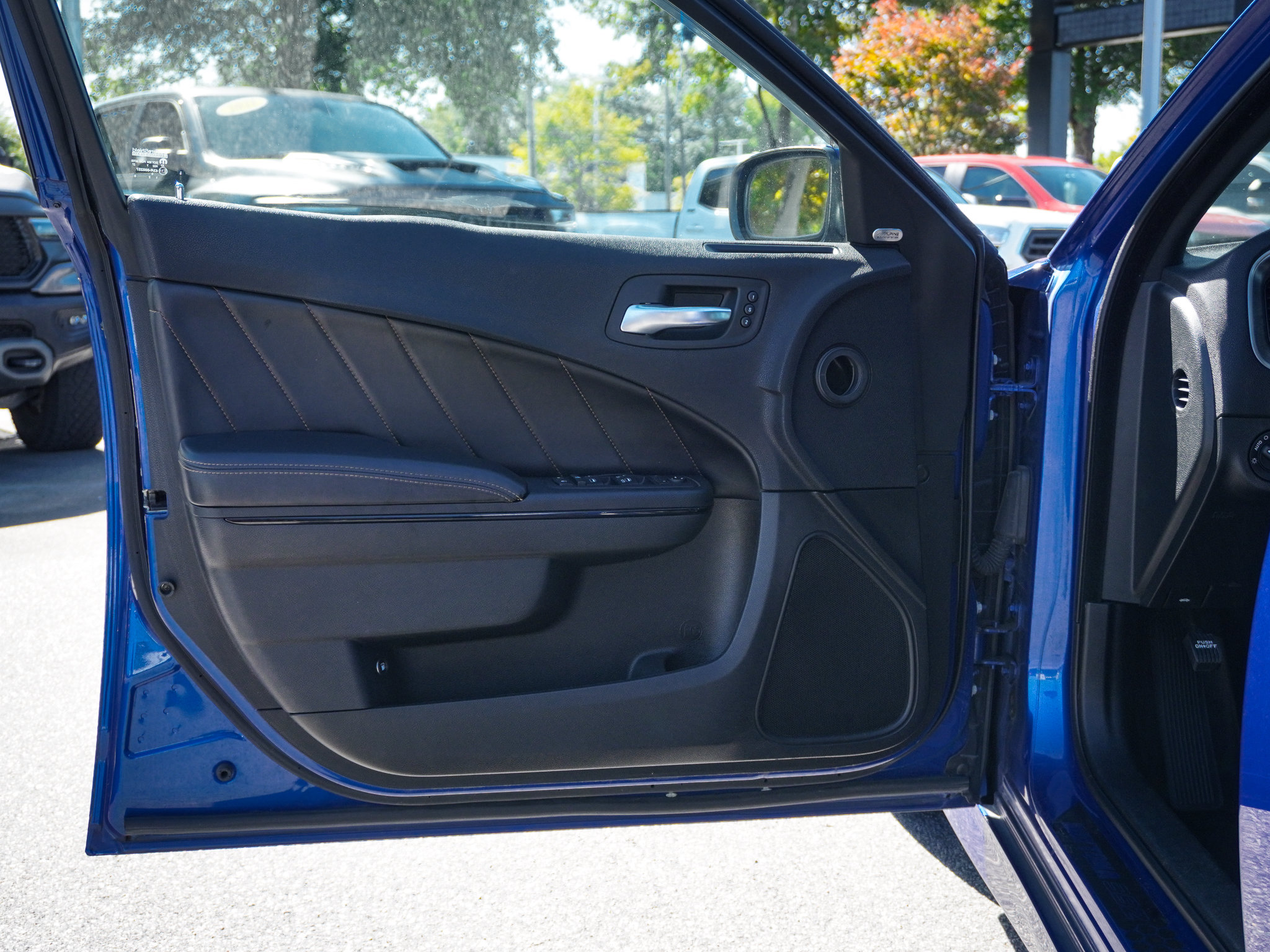 Used 2018 Dodge Charger R/T RWD image 14