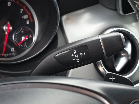 Used 2018 Mercedes-Benz CLA 250 image 22