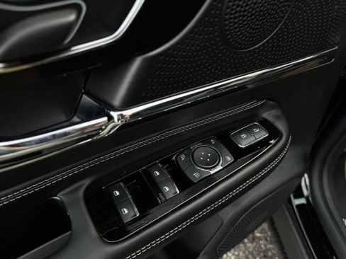 New 2026 Lincoln Corsair Premiere image 15