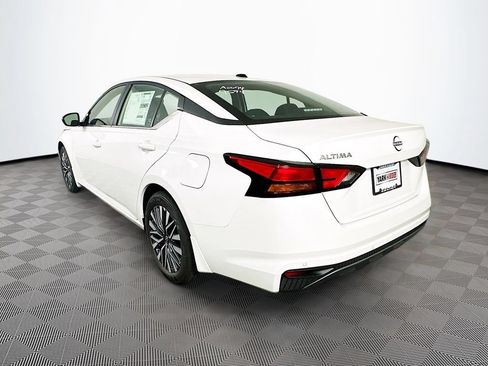 New 2026 Nissan Altima 2.5 SV FWD image 7