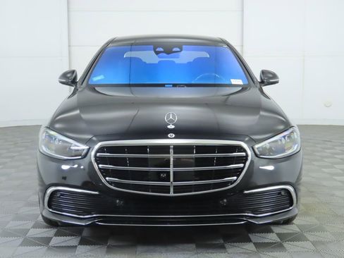 New 2026 Mercedes-Benz S 580e 4MATIC Sedan image 2