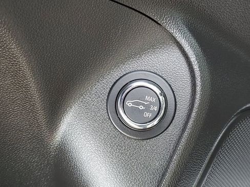 Used 2023 Buick Encore GX Select w/ Sport Touring Package image 29