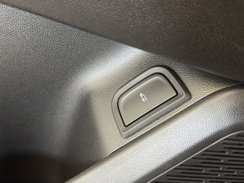 New 2026 Chevrolet Equinox LT AWD/4WD image 25