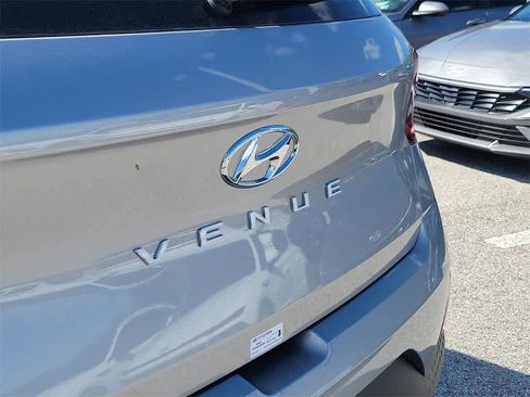 New 2026 Hyundai Venue SEL image 6