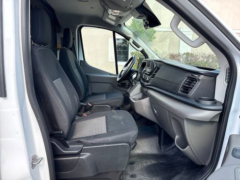 Certified 2025 Ford Transit 250 Low Roof w/ Exterior Upgrade Package RWD image 7