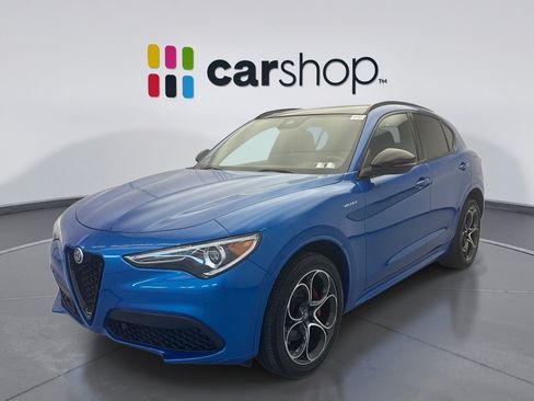 Used 2023 Alfa Romeo Stelvio Veloce AWD/4WD image 1
