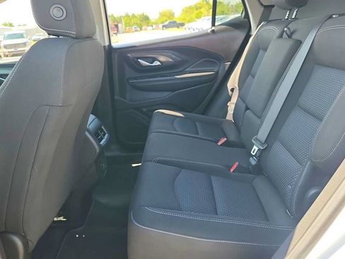 Used 2022 GMC Terrain SLE w/ Driver Convenience Package AWD/4WD image 19