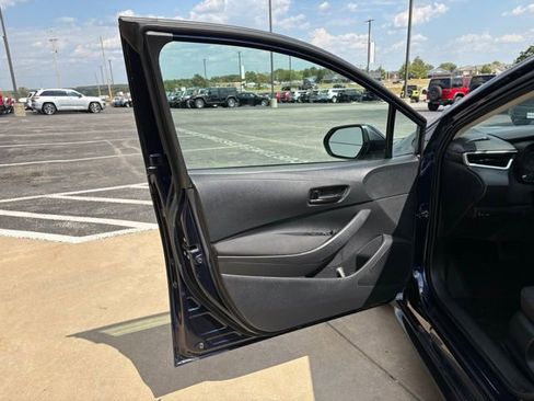 Used 2023 Toyota Corolla LE image 10