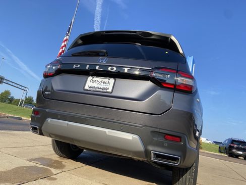 New 2026 Honda Pilot EX-L image 18
