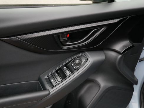 Used 2020 Subaru Crosstrek 2.0i AWD/4WD image 19