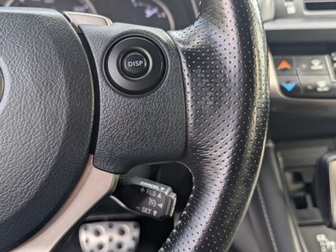 Used 2017 Lexus CT 200h FWD image 23