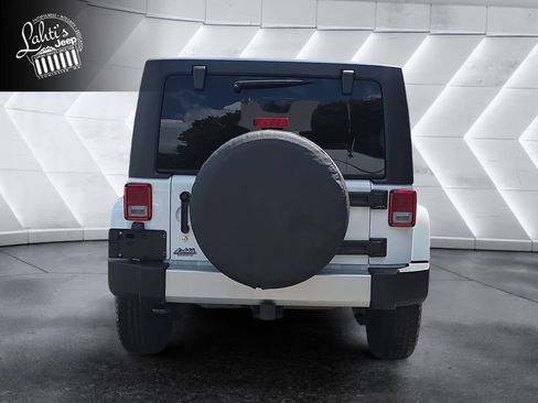 Certified 2018 Jeep Wrangler Unlimited Sahara w/ Connectivity Group AWD/4WD image 5