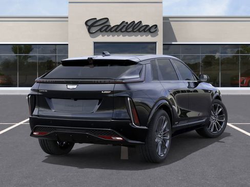 New 2026 Cadillac Lyriq V AWD/4WD image 4