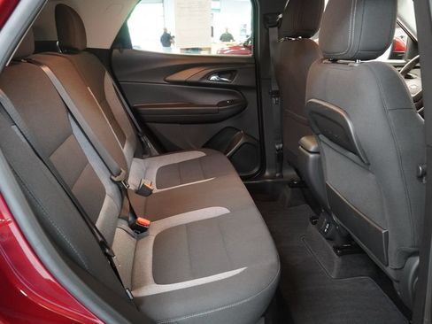 Used 2023 Chevrolet TrailBlazer LT w/ Convenience Package FWD image 30