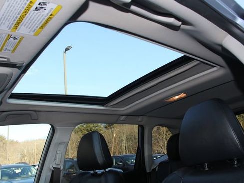 Used 2019 Subaru Forester Touring image 16