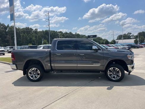 Used 2022 RAM 1500 Limited image 11