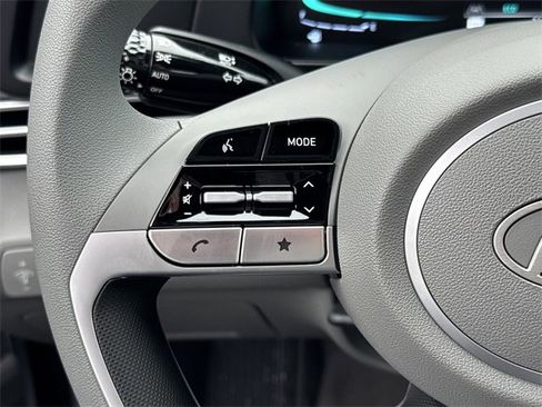 New 2026 Hyundai Elantra Blue image 24