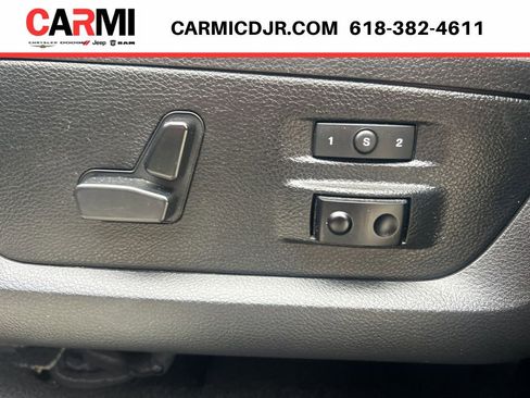 Used 2016 RAM 3500 Laramie Longhorn AWD/4WD image 12