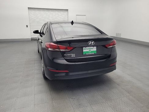 Used 2017 Hyundai Elantra SE image 6
