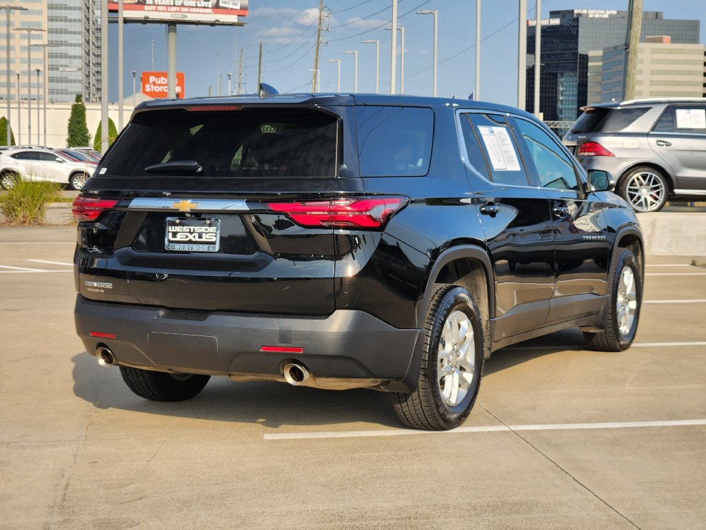 Used 2023 Chevrolet Traverse LS w/ Safety Package FWD image 7