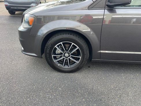 Used 2019 Dodge Grand Caravan GT FWD image 6