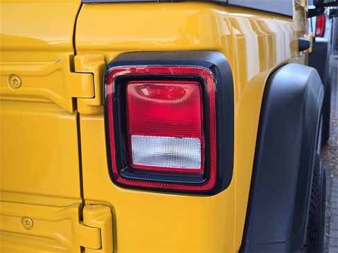 Used 2020 Jeep Wrangler Unlimited Sport S image 8