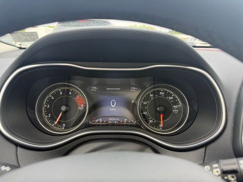 Used 2022 Jeep Cherokee Trailhawk w/ Sun, Sound & Nav Group AWD/4WD image 12