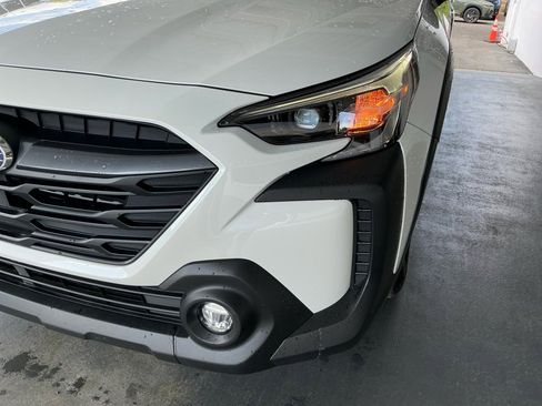 Used 2025 Subaru Outback Premium w/ Popular Package #1A image 30