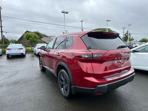 New 2026 Nissan Rogue SV FWD image 4