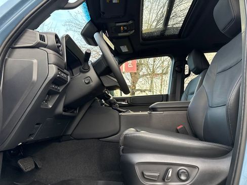 Used 2024 Toyota Land Cruiser image 9