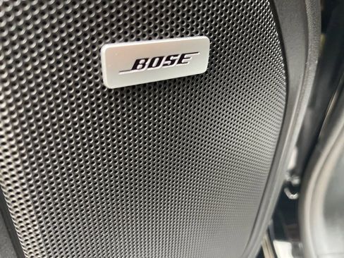 Used 2019 GMC Sierra 1500 SLT w/ SLT Premium Plus Package image 28