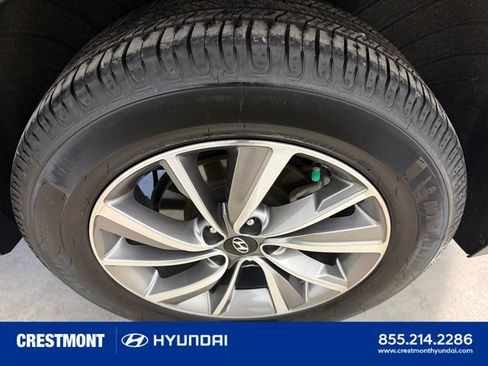 Used 2020 Hyundai Santa Fe Limited AWD/4WD image 10
