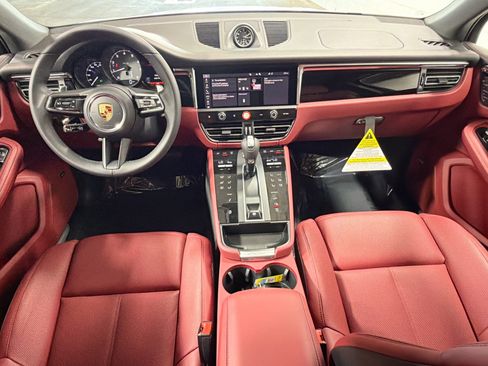 Used 2026 Porsche Macan S AWD/4WD image 16