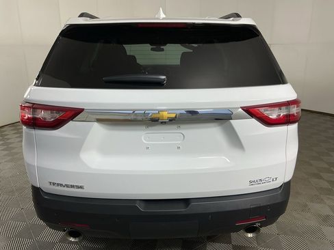 Used 2020 Chevrolet Traverse LT image 16