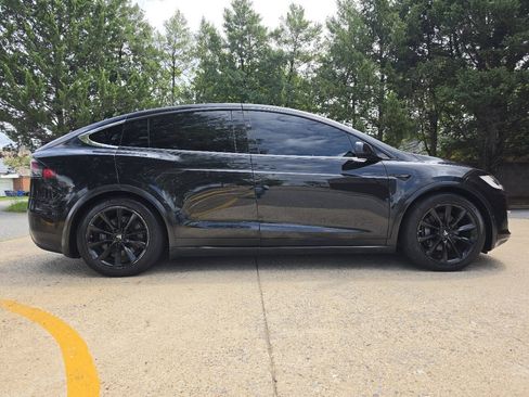 Used 2018 Tesla Model X 100D AWD/4WD image 2