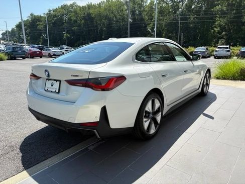 Used 2024 BMW i4 eDrive40 w/ Convenience Package RWD image 7