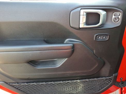 Used 2021 Jeep Wrangler Unlimited Rubicon w/ Dual Top Group image 12