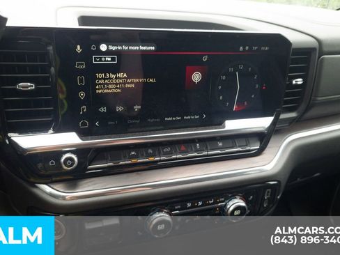 Used 2025 GMC Sierra 1500 SLT image 8